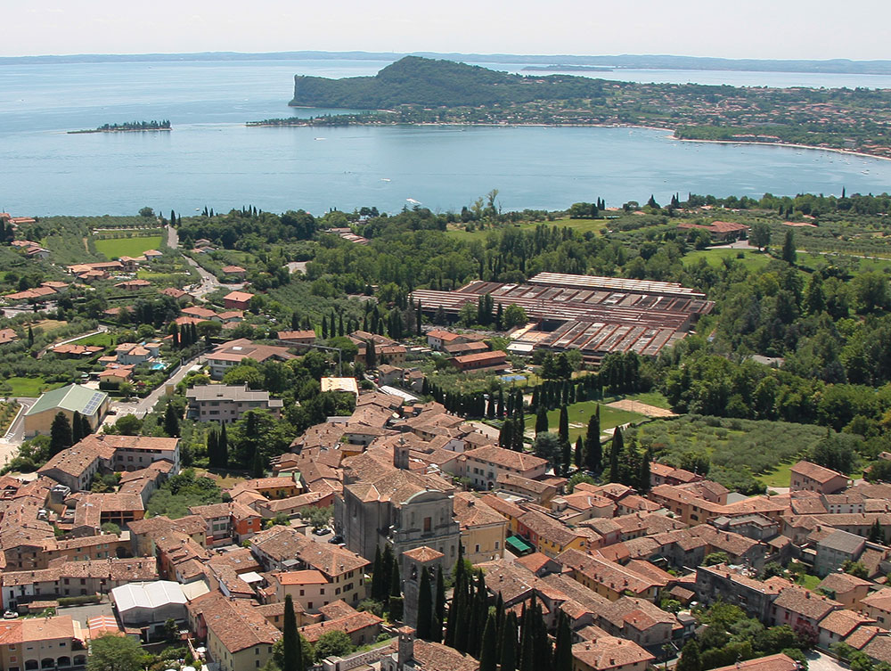 La Casa di Paglia sul Lago di Garda – Green Apartment in San Felice del  Benaco, Brescia, Lombardia, IT